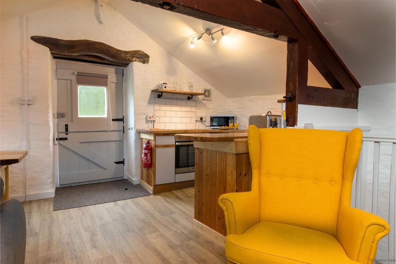 Dog Friendly Cottage, Geufron Farm Near Tywyn Bryn-crug Exterior foto